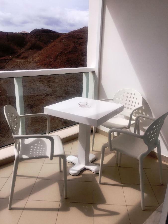Suite Mariposa Sospesa Sul Mare Mindelo Exterior photo
